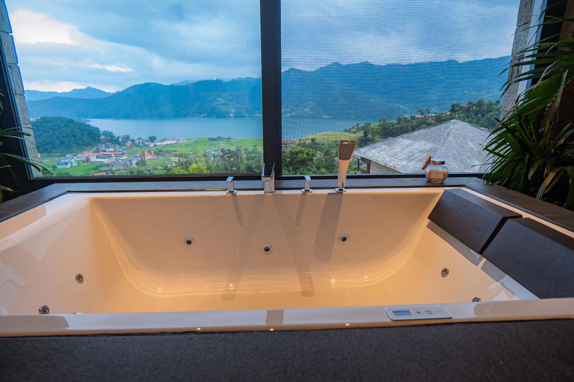 Dorje'S Resort And Spa Pokhara Eksteriør bilde